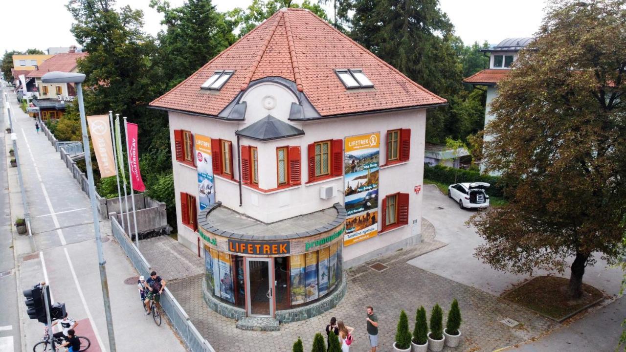 Triglav Apartment House 크란 외부 사진